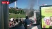Kadıköy'de metrobüste yangın çıktı, yolcular panikle dışarı atladı