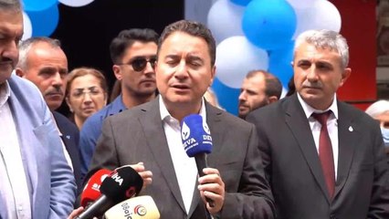 Babacan'dan "Merkez Bankası" Tepkisi: "Biz Enflasyonu Düşürdük de Bunun Mızmızlığını mı Yaptık?"