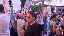 الشرطة التونسية تطلق الغاز المدمع باتجاه محتجين ضد الاستفتاء على الدستور