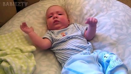 Regardez les vidéos FACE bébé drôle pour améliorer votre humeur