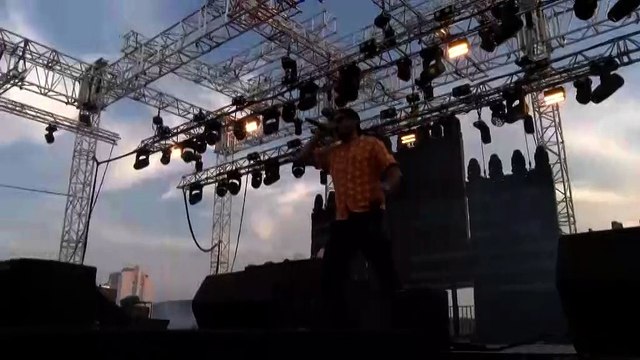 Quelques extraits des concerts de PLK et Soso Maness