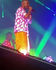 Kid Cudi angrily walks off during Rolling Loud performance, because fans kept throwing trash at him