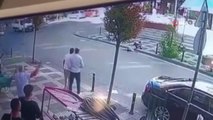Son dakika haberleri... Ümraniye'de feci kaza kamerada: Kamyonetle çarpışan motosikletli metrelerce sürüklendi
