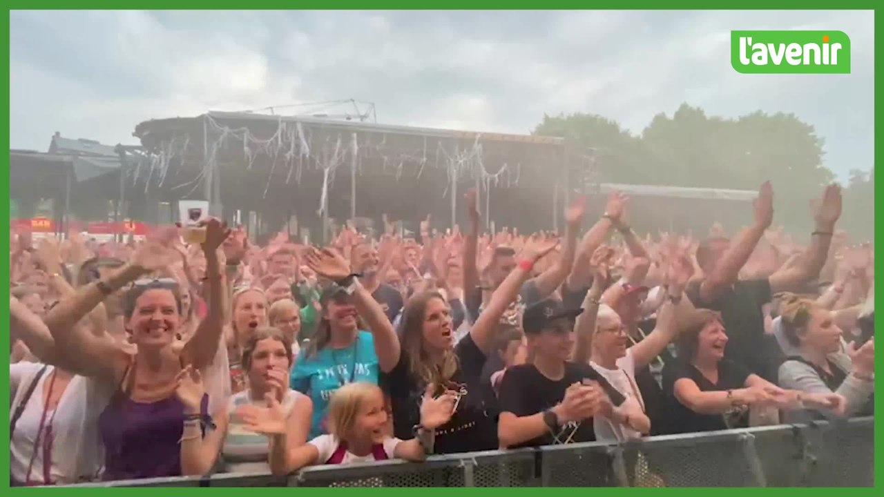 L'ambiance pendant Ykons aux Francofolies de Spa