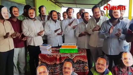 गिरीश महाजनांच्या बालेकिल्ल्यात अजित पवारांनी कापला बर्थडे चा केक