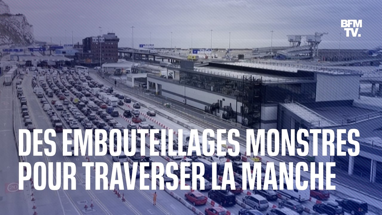 Embouteillages à Douvres: Le port britannique de Douvres a accusé vendredi les autorités françaises de "ruiner les vacances"