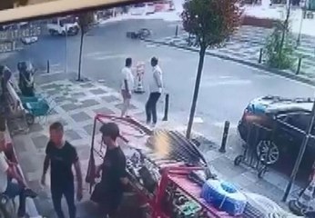 Son dakika haberi! ÜMRANİYE'DE MOTOSİKLETLİNİN DÜŞEREK SÜRÜKLENDİĞİ KAZA KAMERADA