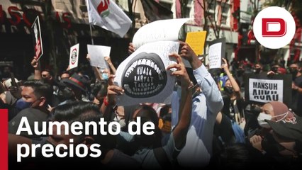 Protesta en Kuala Lumpur contra el aumento de los precios de los productos