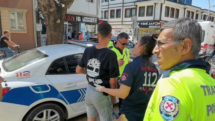 Kadın sürücü engelli genci darp edip kaçtı
