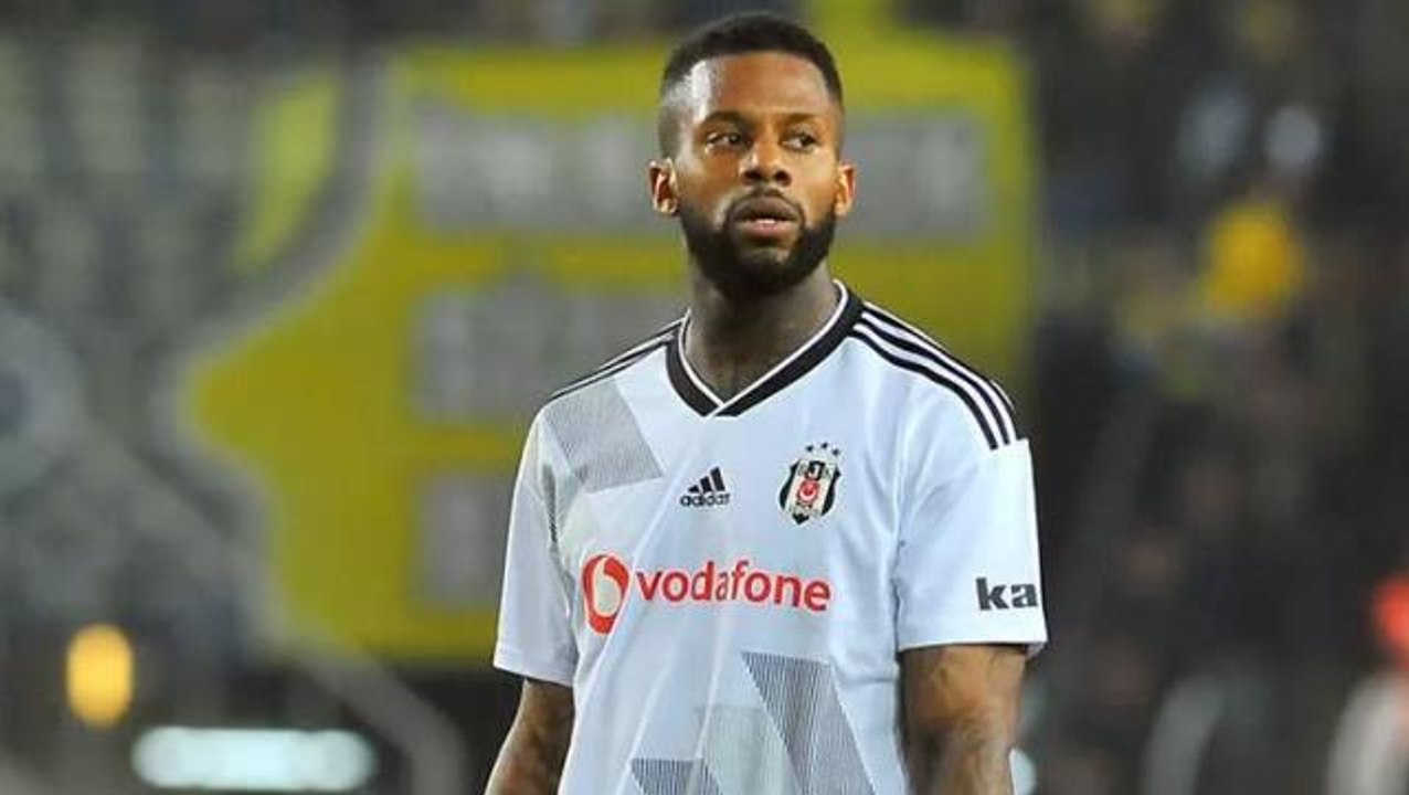 Fenerbahçe ve Beşiktaş formaları giymişti! Jere...