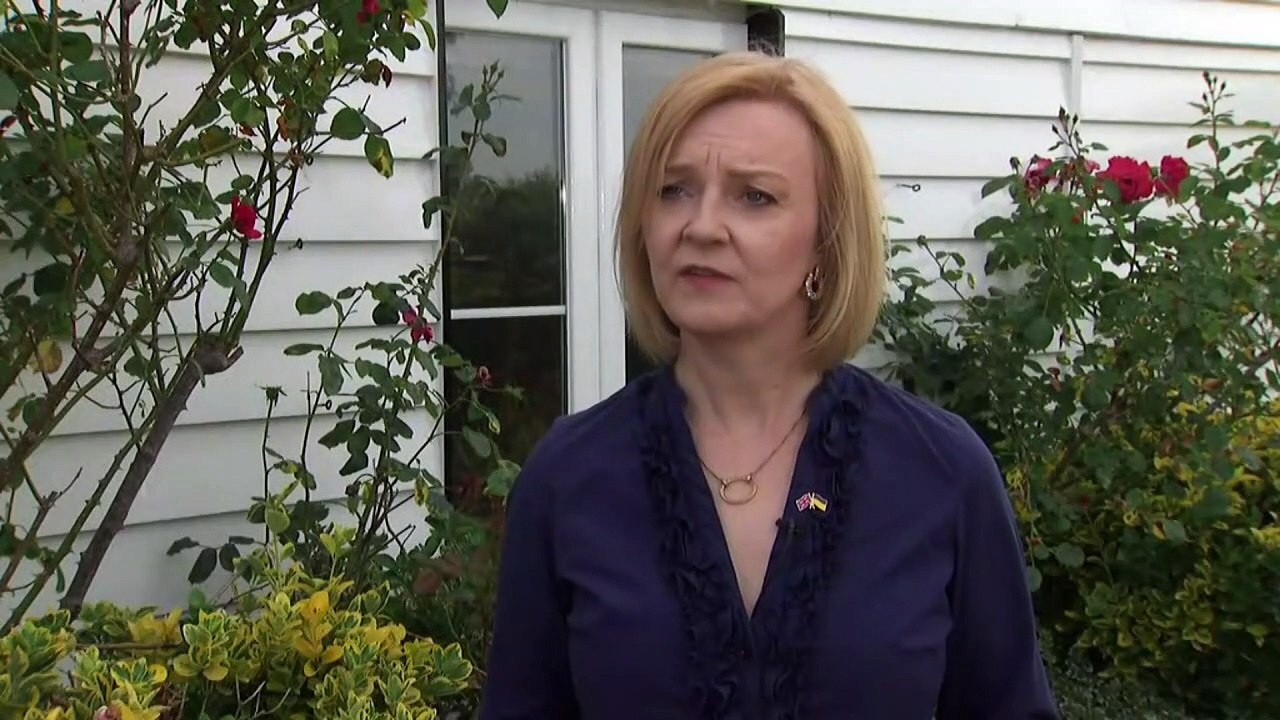Truss calls on French authorities to resolve border chaos