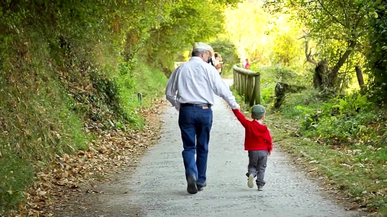 TOP 10 Asombrosos Casos de Niños que Reencarnaron