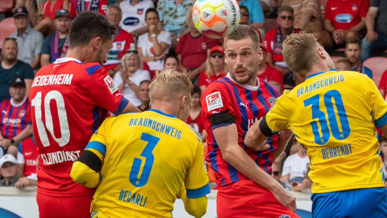 Heidenheim v Eintracht Braunschweig