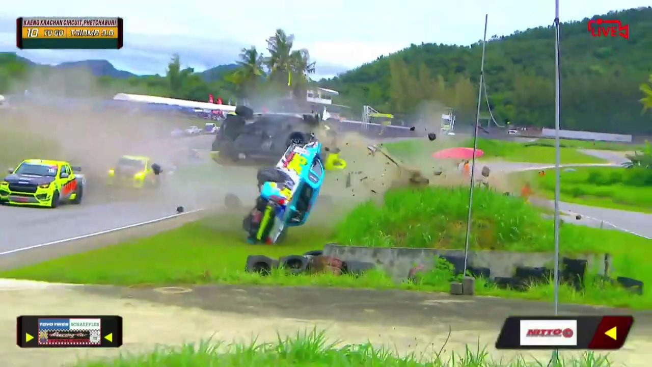 Kaeng Krachan 2022 Tsiomr Race 3 Start Leaders Attaphon Thammasirikul Massive Crash Flip.