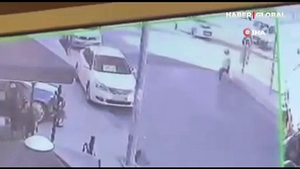 Vicdansız sürücü, kadına çarptı arkasına bile bakmadan kaçtı!