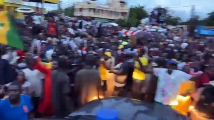 Suivez l'entrée triomphale de la Coalition Yewwi Askan wi à Mbacké (vidéo)