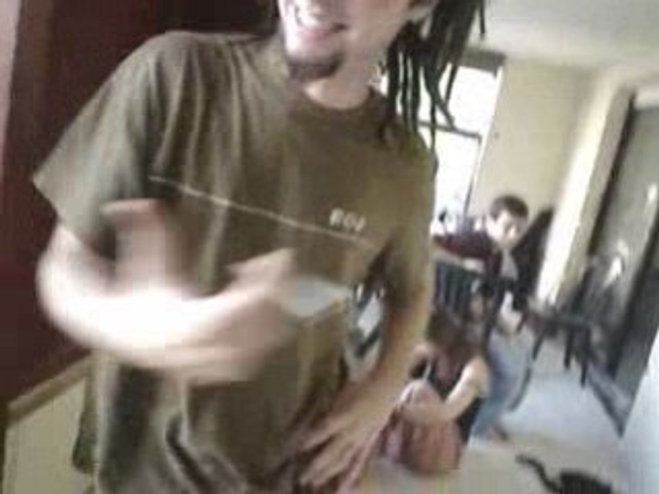 MOV04023