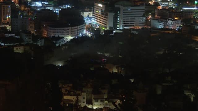 İsrail'in açtığı ateş sonucu 2 Filistinli hayatını kaybetti (2)