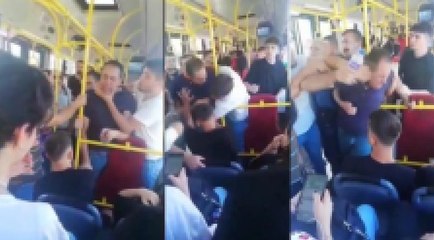 Otobüste başkasının fotoğrafını çektiği iddia edilen kişiye dayak