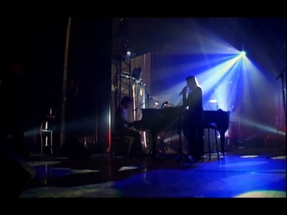 Lara Fabian — « Making-Of » | (De "LARA FABIAN : EN TOUTE INTIMITÈ") - (LIVE À L'OLYMPIA : 2003)