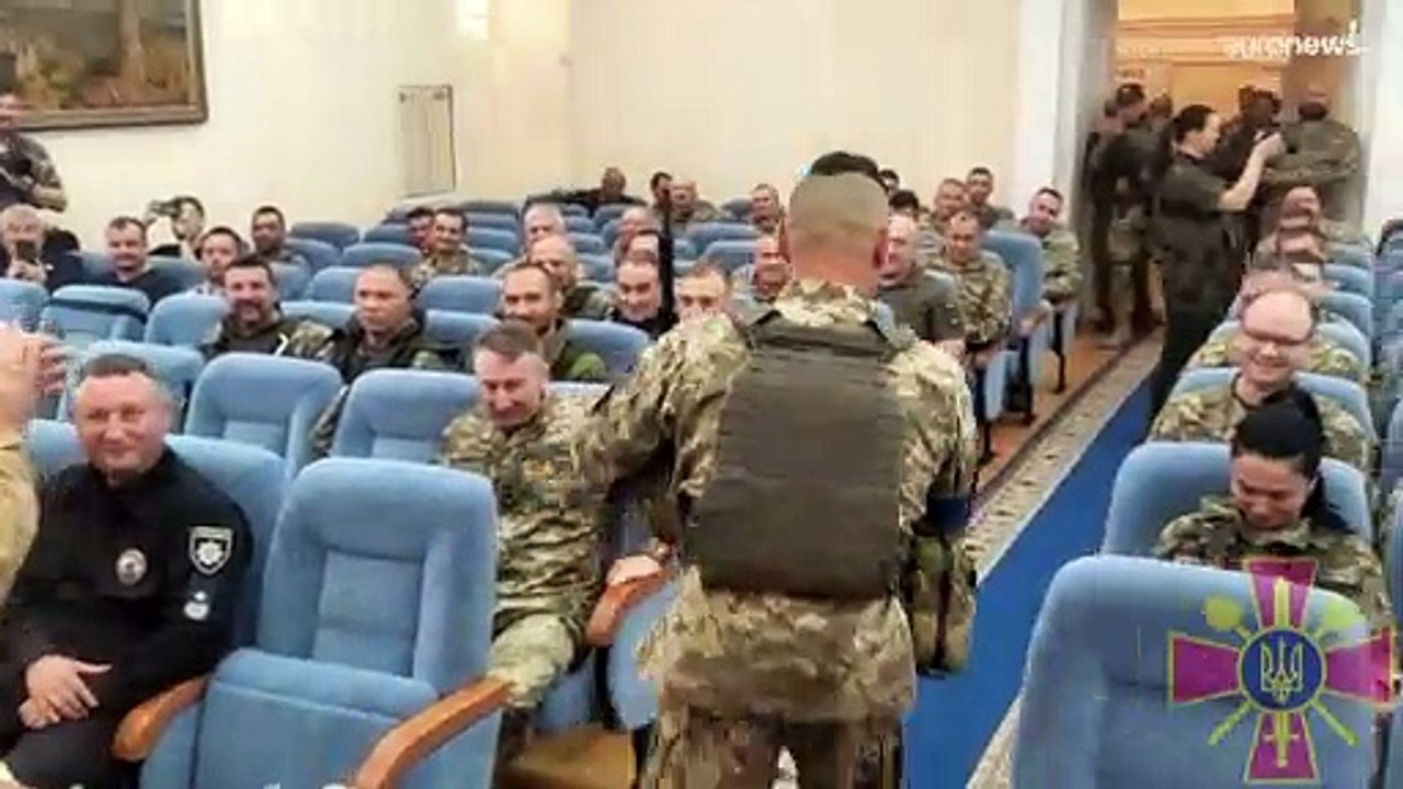 Kharkiv : les bombardements de jeudi ont laissé des paysages dévastés