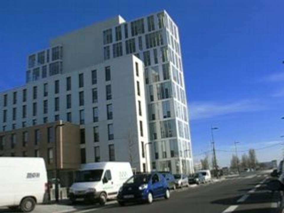 Nantes : immeuble de bureaux "Le Henner"