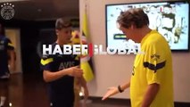 Fenerbahçe'nin yıldızı Arda Güler, Jorge Jesus'un elini öptü