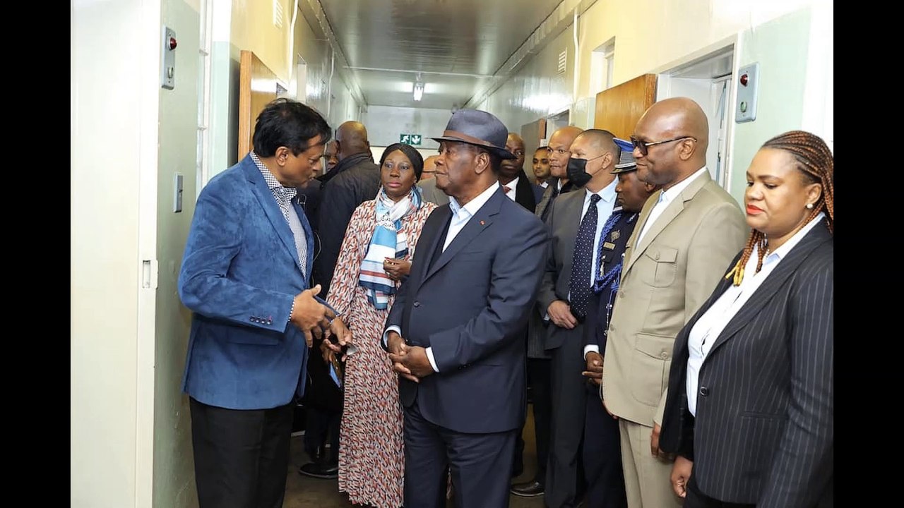 Photoreportage : En visite à Robben Island, Alassane Ouattara a salué la mémoire de Nelson Mandela