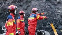 فيديو: مقتل 10 أشخاص وإصابة آخرين في انهيار جبل فوق منجم للفحم بالصين