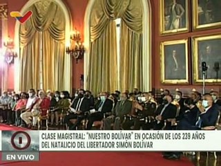 Libro "Nuestro Bolívar" es presentado por el poeta y ensayista venezolano Gustavo Pereira