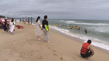 강원 동해안 해수욕장 주말 이틀간 28만 9천 명 찾아 / YTN