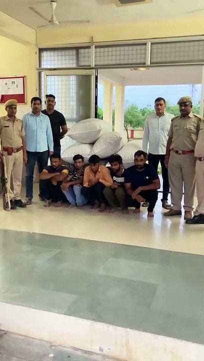 लहसुन की आड़ में डोडा चूरा तस्करी, पांच गिरफ्तार