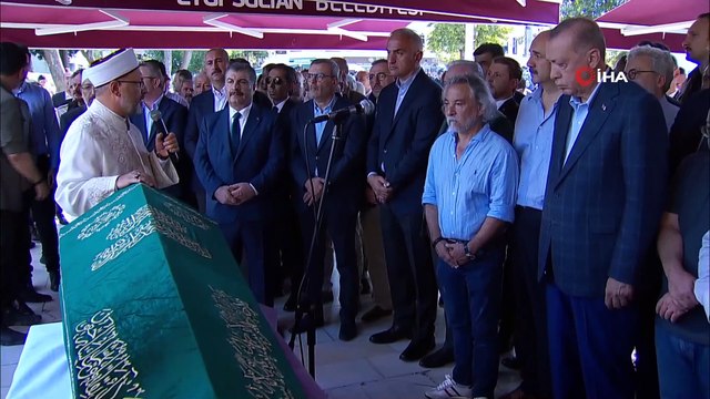 Yazar Rasim Özdenören ebediyete uğurlandı! Cumhurbaşkanı Erdoğan’dan dikkat çeken sözler