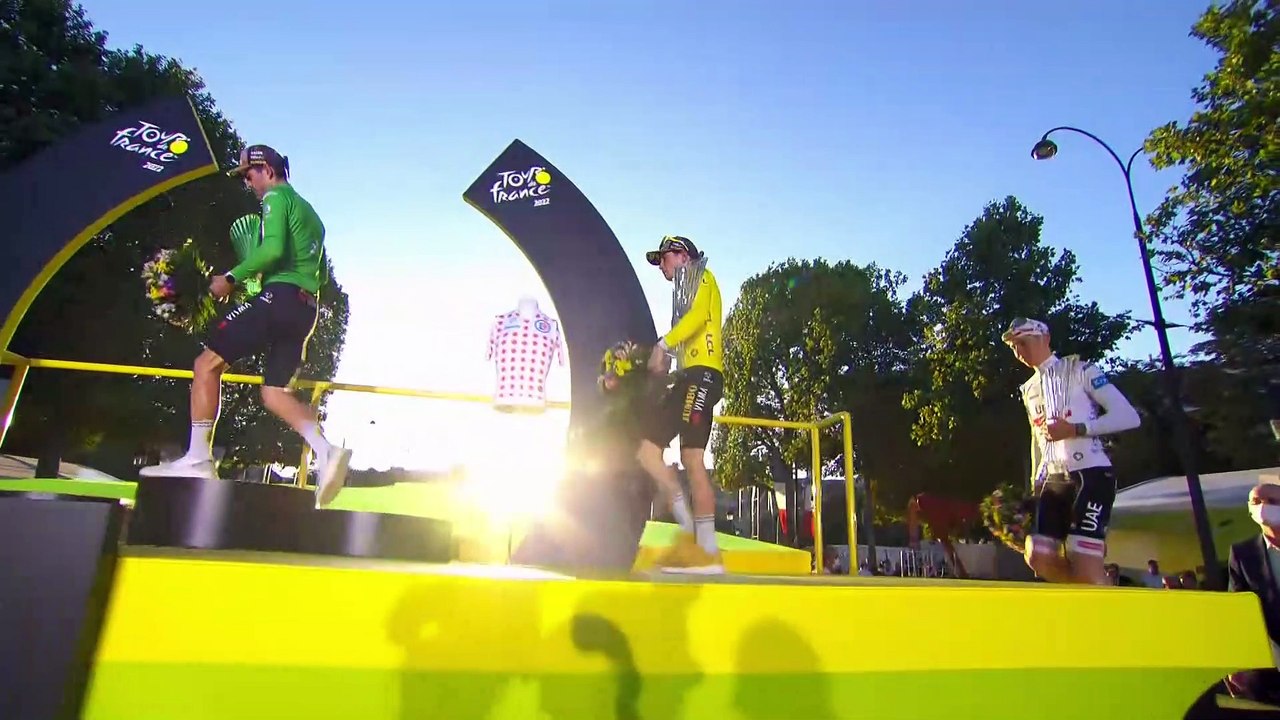 Tour de France 2022 -  Jonas Vingegaard, Tadej Pogacar, Wout Van Aert... les podiums et les 4 maillots du 109e Tour de France