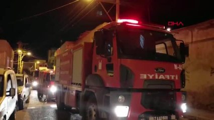 MARDİN-NUSAYBİN'DE EVDE KLİMADAN ÇIKAN YANGINI İTFAİYE SÖNDÜRDÜ