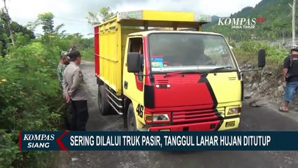 Antisipasi Tanggul Lahar Semeru Jebol Petugas Tutup Jalur Truk Pasir