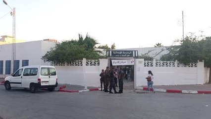 Tunus'ta yeni anayasa için düzenlenen referandumda oy verme işlemi başladı