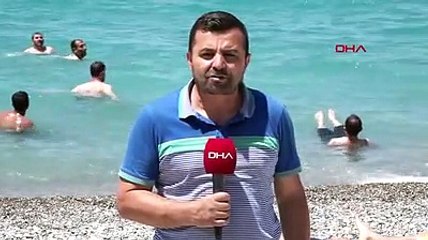 Ne Bodrum ne Antalya... Türkiye'de tek olan mavi bayraklı plaja akın ettiler