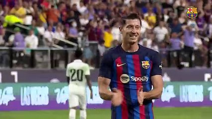 Todos los ángulos del debut de Robert Lewandowski con el Barça / FCB