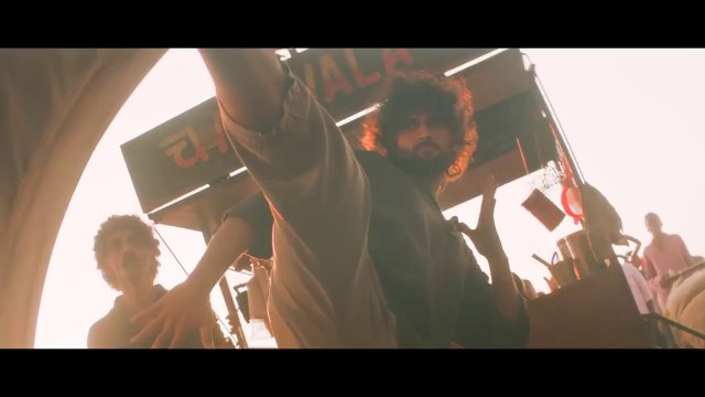 LIGER TRAILER (Hindi) _ Vijay Deverakonda _ Puri Jagannadh _ Ananya Panday _ Karan Johar _ 25th Aug ( 720 X 1280 )