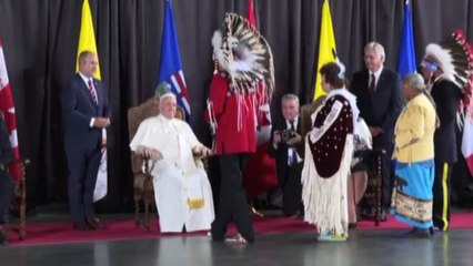 Il Papa in Canada accolto da Justin Trudeau e dai leader indigeni