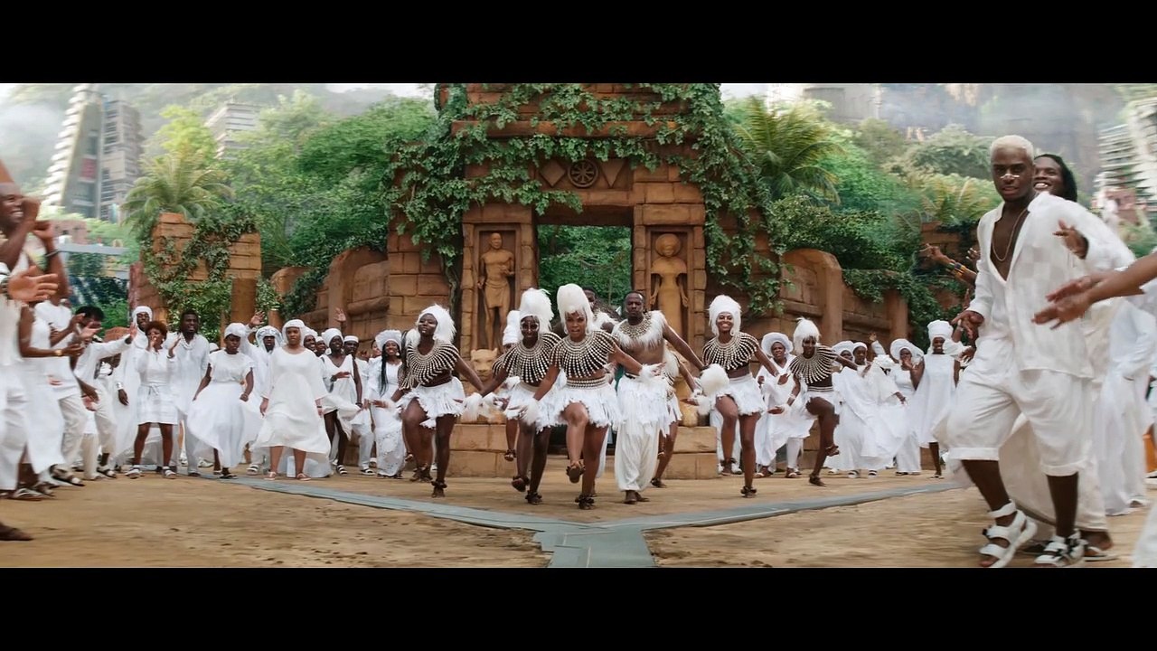 Black Panther: Wakanda Forever - Tráiler oficial VOSE Comic-Con