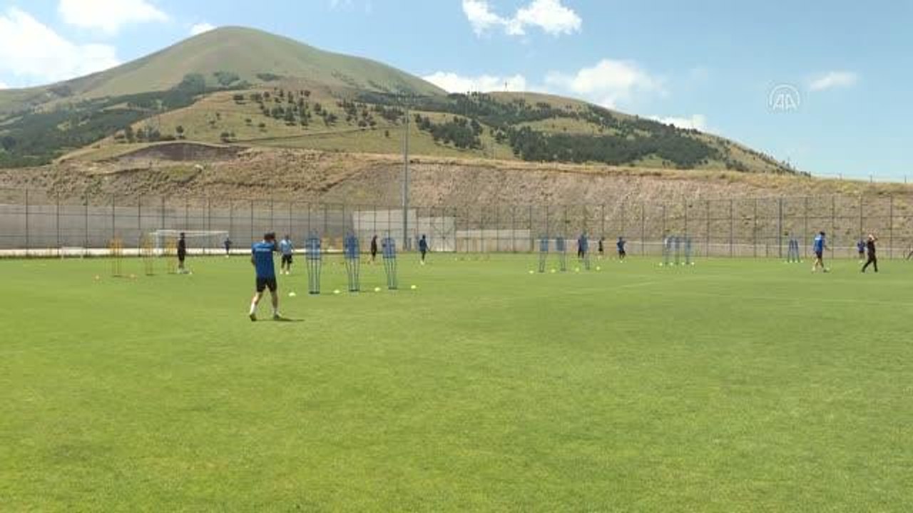 Bülent Korkmaz, Okan Buruk'un Galatasaray'da başarılı olacağına inanıyor