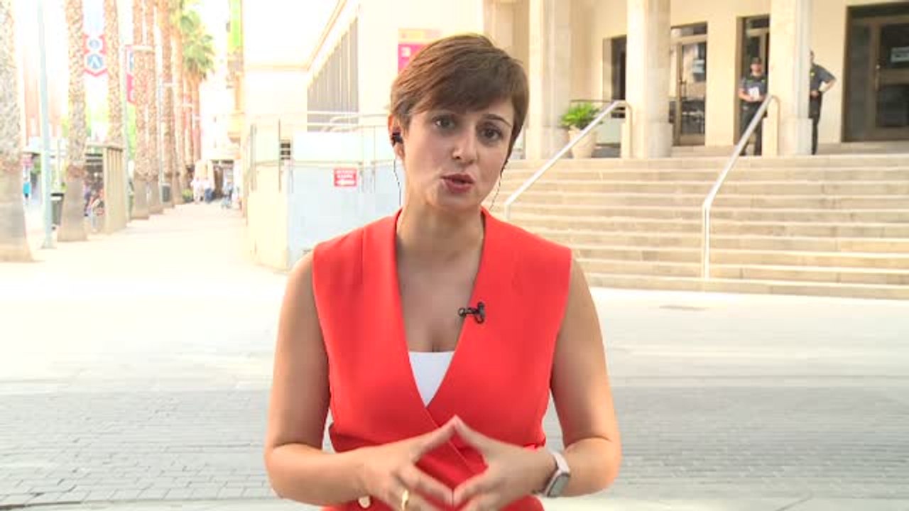 Isabel Rodríguez hace un llamamiento a entidades bancarias para que 'practiquen' "esa responsabilidad social que proclaman"