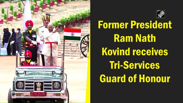 Former President Ram Nath Kovind receives Tri-Services Guard of Honour