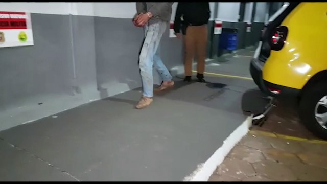 Grupo de vigilantes impede furto no Bairro Country e um dos suspeitos acaba detido