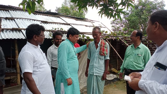 প্রধানমন্ত্রীর প্রকল্পের সুবিধা পাচ্ছেন না অনেকেই: সুকান্ত মজুমদার | Oneindia Bengali