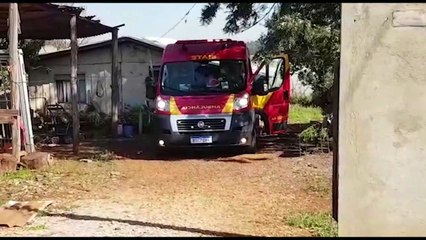Com suspeita de fratura no joelho, mulher é socorrida no Santa Felicidade