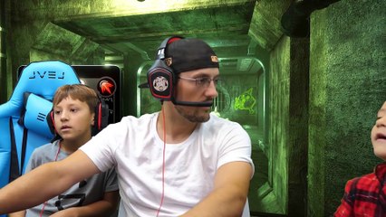 BAD DUCKIE!! Escape the  Boss & Get OUT the STRANGER SEWERS! (FGTEEV plays Dark Deception #4)
