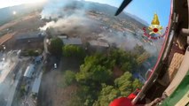 Domato incendio a Paganica con l'ausilio di un elicottero